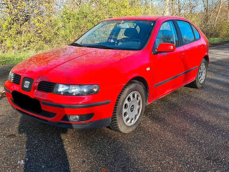 Gebraucht Seat Leon 101 PS (74 kW) 2000 Rot Kleinwagen
