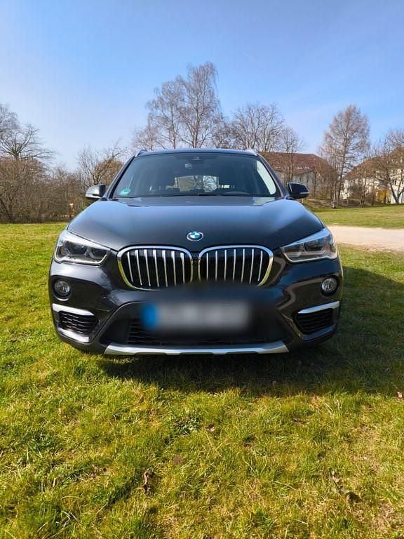 Schwarz Gebraucht 2016 BMW X1 xLine SUV | 20.400 € (Guter Preis) - Bild 1/4