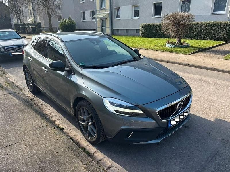 Gebraucht Volvo V40 CC 190 PS (139 kW) 2017 Grau Kombi