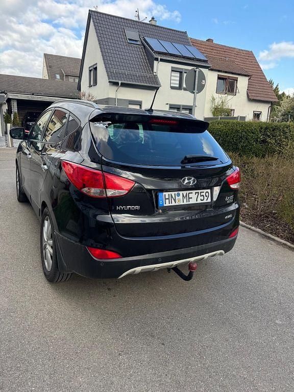 Gebraucht Hyundai ix35 Trend 184 PS (135 kW) 2012 Schwarz SUV