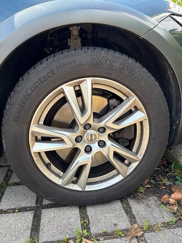 Gebraucht Volvo V90 CC 235 PS (172 kW) 2018 Andere farben Kombi