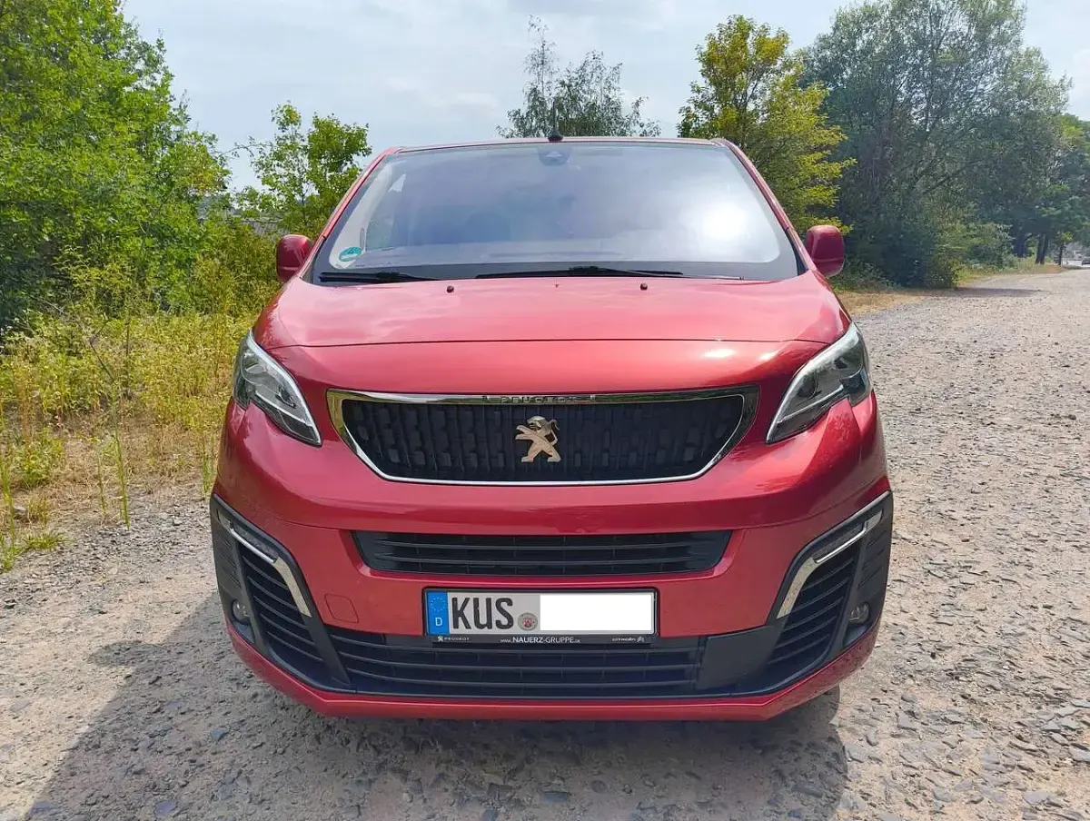 Gebraucht Peugeot Traveller Active 150 PS (110 kW) 2019 Rot Van / Kleinbus