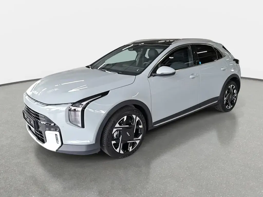 Neu Kia XCeed Spirit 179 PS (131 kW) 2026 Morgenbrise grau SUV