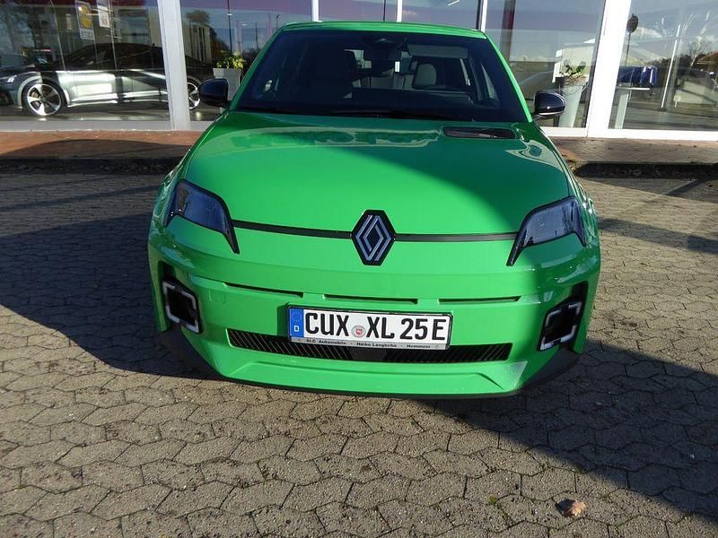 Neu Renault R5 89 kW (122 PS) 2025 Grün Kleinwagen