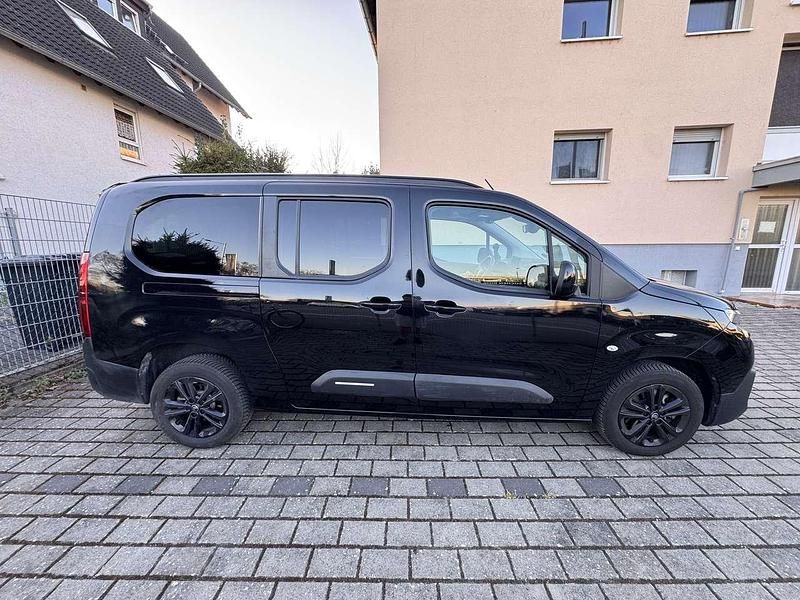 Gebraucht Citroën Berlingo 131 PS (96 kW) 2024 Schwarz Van / Kleinbus