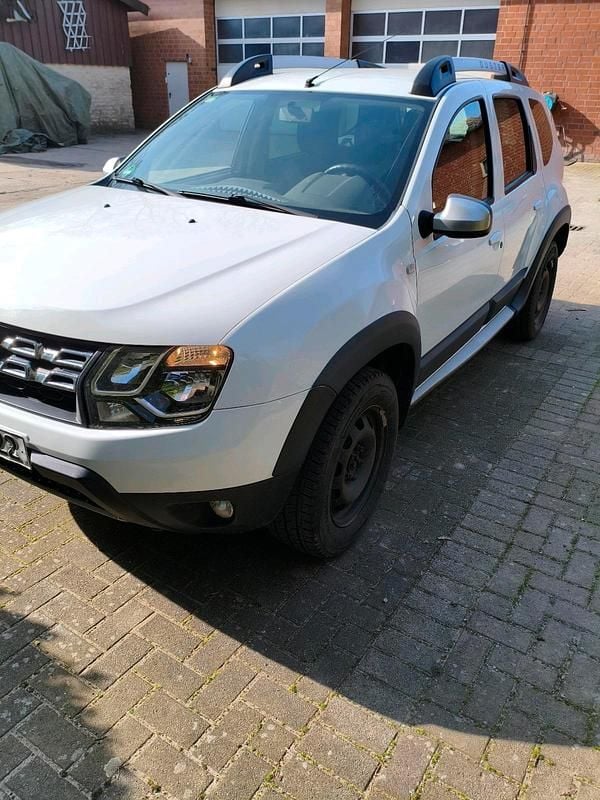 Gebraucht Dacia Duster 125 PS (91 kW) 2015 Weiß SUV