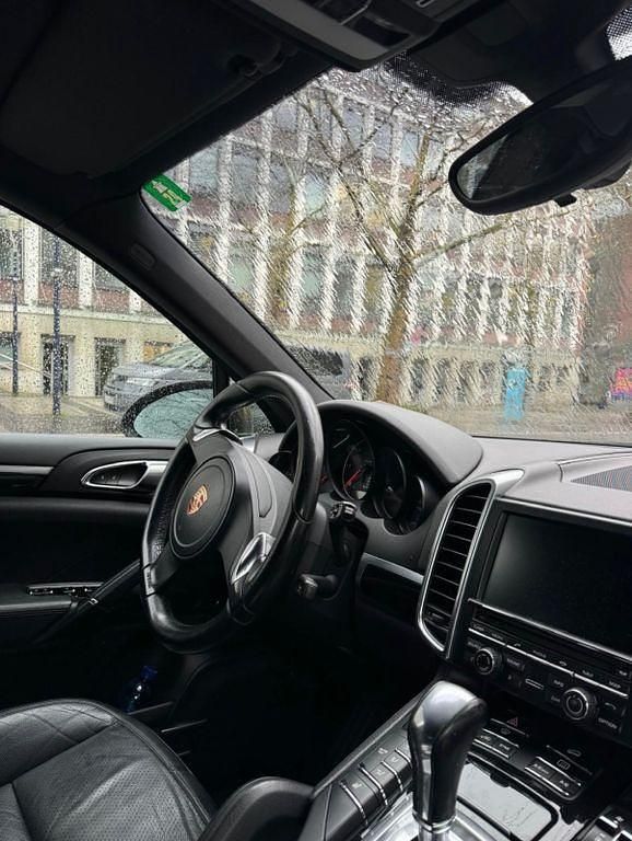Gebraucht Porsche Cayenne 245 PS (180 kW) 2013 Schwarz SUV