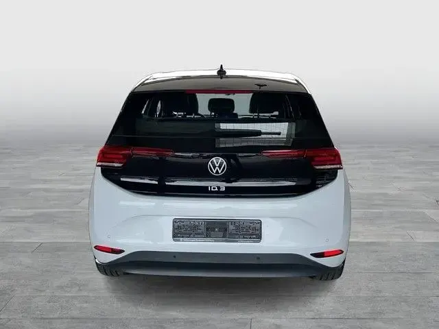 Gebraucht VW ID.3 Pro Performance 150 kW (204 PS) 2023 Gletscherweiß metallic (metallic) Kleinwagen