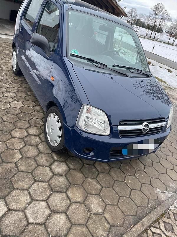 Blau Gebraucht 2001 Opel Agila Kleinwagen | 1.990 € - Bild 1/4