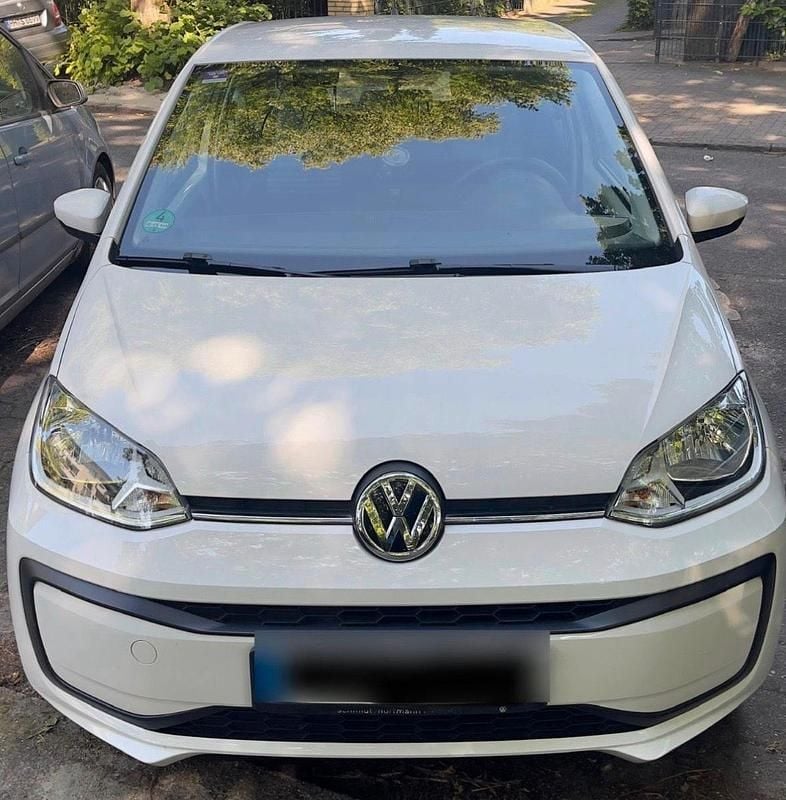 Second-hand VW up! 60 CP (44 kW) 2019 Alb Hatchback