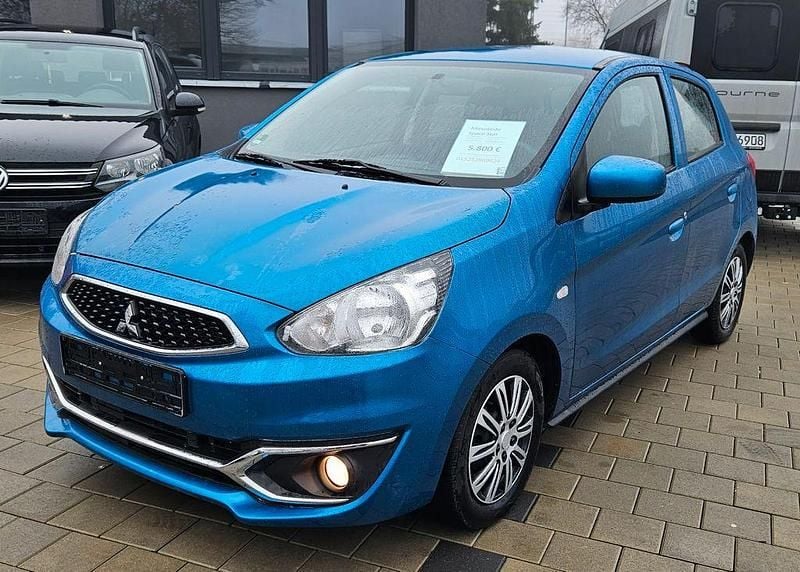 Blau Gebraucht 2017 Mitsubishi Space Star Limousine | 5.800 € (Fairer Preis) - Bild 1/4