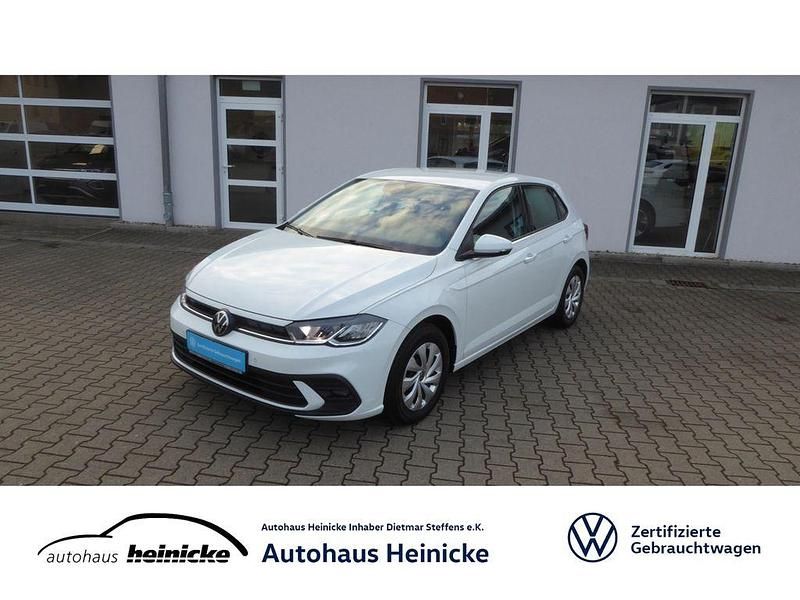 Gebraucht VW Polo Life 80 PS (58 kW) 2023 Weiß Kleinwagen