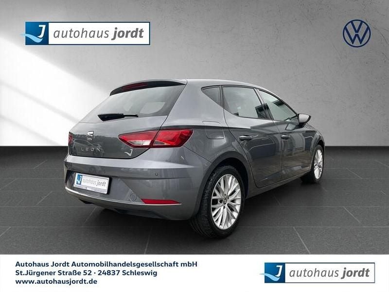 Usata Seat Leon Style 110 CV (80 kW) 2018 Argento Berlina