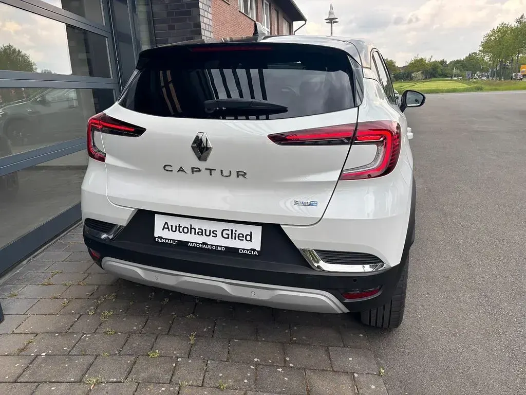 Gebraucht Renault Captur Intens 91 PS (66 kW) 2022 Weiß SUV