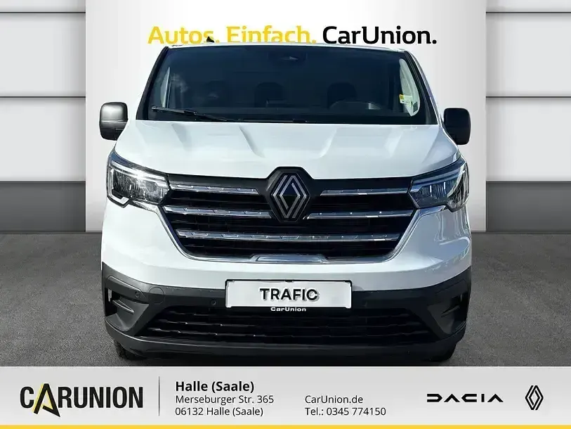 Gebraucht Renault Trafic Komfort 131 PS (96 kW) 2026 Arktisweiß Van / Kleinbus