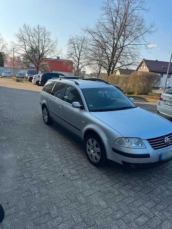 Usata VW Passat 131 CV (96 kW) 2004 Argento Station wagon