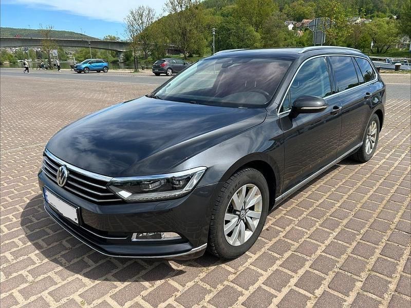 Gebraucht VW Passat 190 PS (139 kW) 2017 Kombi