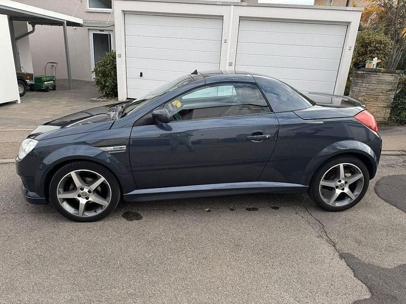 Gebraucht Opel Tigra Design Edition 90 PS (66 kW) 2007 Blau Cabrio