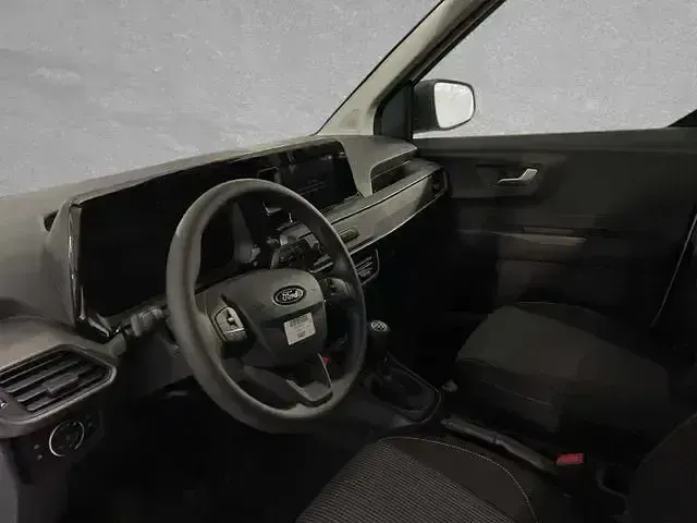Używany Ford Transit Trend 101 KM (74 kW) 2025 Biały