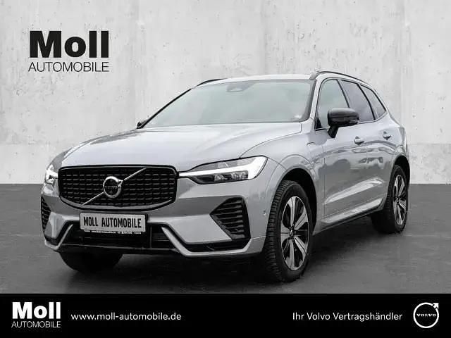 Grau Gebraucht 2023 Volvo XC60 Plus SUV | 48.900 € (Fairer Preis) - Bild 1/4