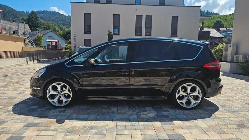 Schwarz Gebraucht 2012 Ford S-MAX Titanium S Van / Kleinbus | 8.300 € (Fairer Preis) - Bild 1/4