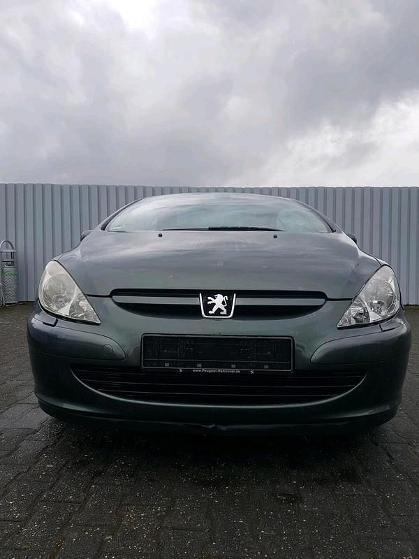 Gebraucht Peugeot 307 CC 109 PS (80 kW) 2005 Grün Cabrio