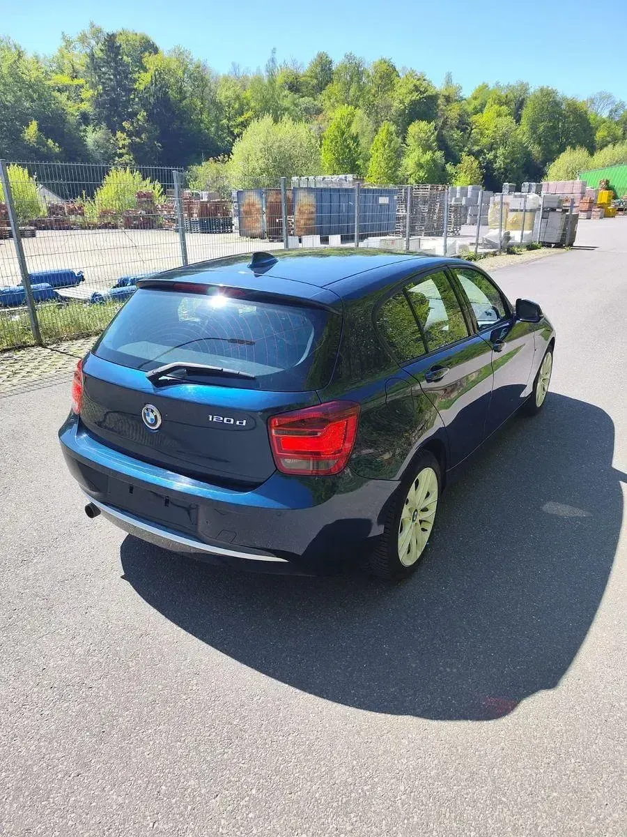 Gebraucht BMW 120 Urban Line 184 PS (135 kW) 2013 Blau Kleinwagen