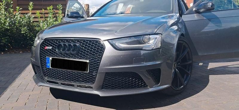 Grau Gebraucht 2013 Audi RS4 Sport Kombi | 27.500 € (Superpreis) - Bild 1/4