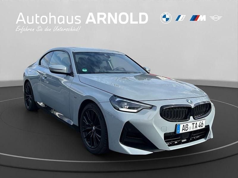Gebraucht BMW 220 Performance 190 PS (139 kW) 2024 M brooklyn grau Coupé