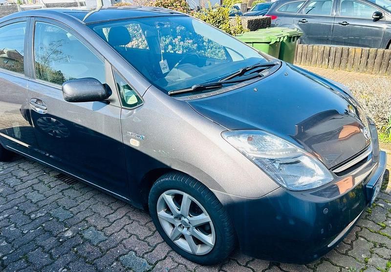 Gebraucht Toyota Prius 111 PS (81 kW) 2007 Grau Kleinwagen