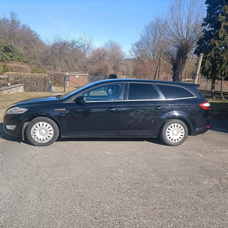 Gebraucht Ford Mondeo 130 PS (95 kW) 2007 Schwarz Kombi