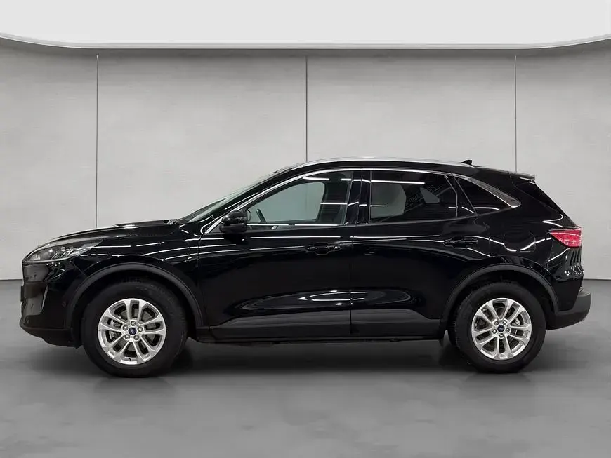 Gebraucht Ford Kuga Titanium 224 PS (164 kW) 2022 Agate black metallic SUV