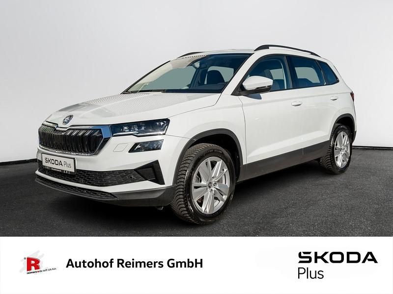 Moonweiß perleffekt Gebraucht 2024 Skoda Karoq Selection SUV | 29.990 € (Guter Preis) - Bild 1/4