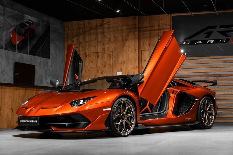 Orange Gebraucht 2021 Lamborghini Aventador Cabrio | 739.310 € - Bild 1/4