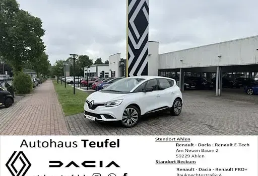 Usata Renault Scenic E-Tech Zen 140 CV (102 kW) 2021 Bianco Monovolume