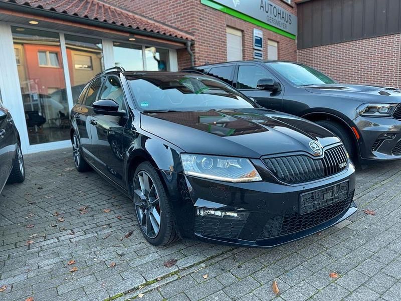 Schwarz Gebraucht 2016 Skoda Octavia RS Kombi | 18.400 € (Fairer Preis) - Bild 1/4