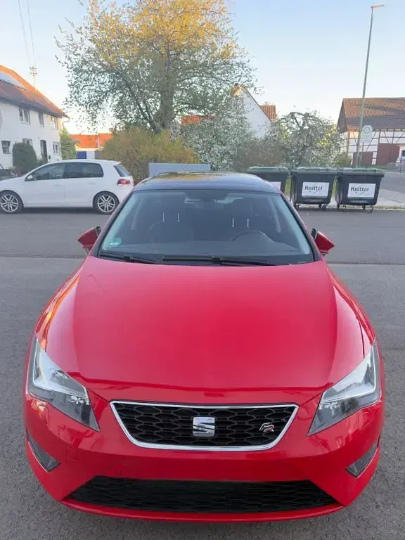 Gebraucht Seat Leon FR 179 PS (131 kW) 2016 Rot Limousine