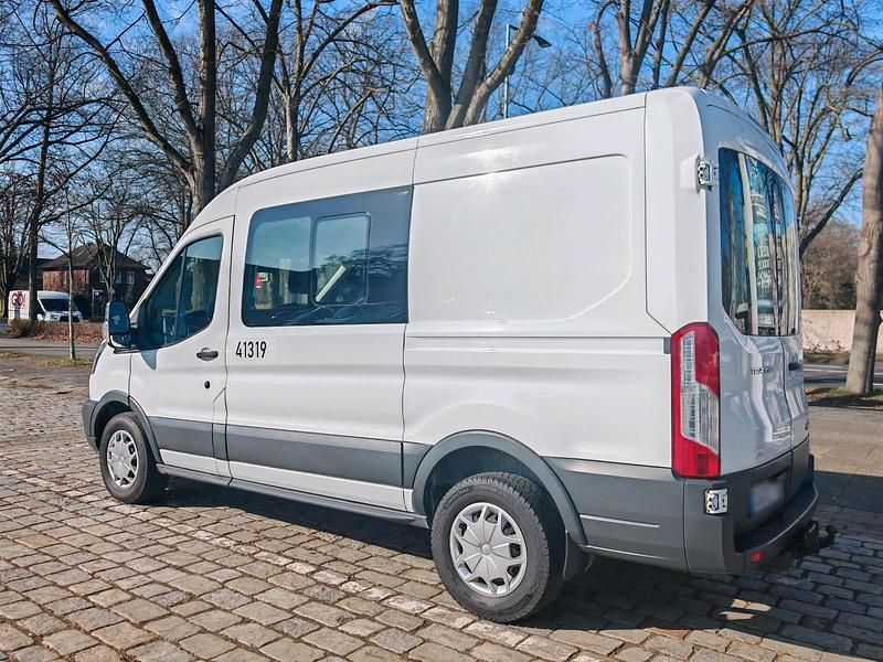 Gebraucht Ford Transit 101 PS (74 kW) 2016 Weiß Van / Kleinbus