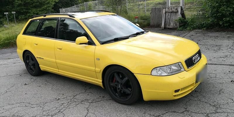 Gebraucht Audi S4 265 PS (194 kW) 2000 Gelb Kombi