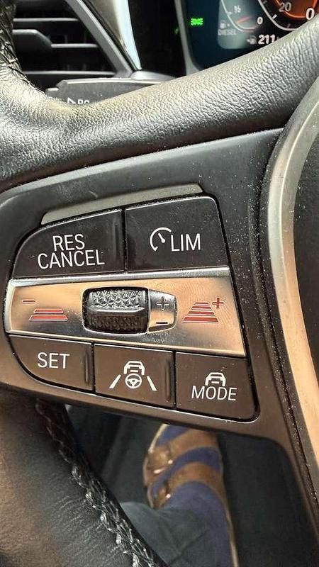 Gebraucht BMW 320 190 PS (139 kW) 2020 Grau Kombi