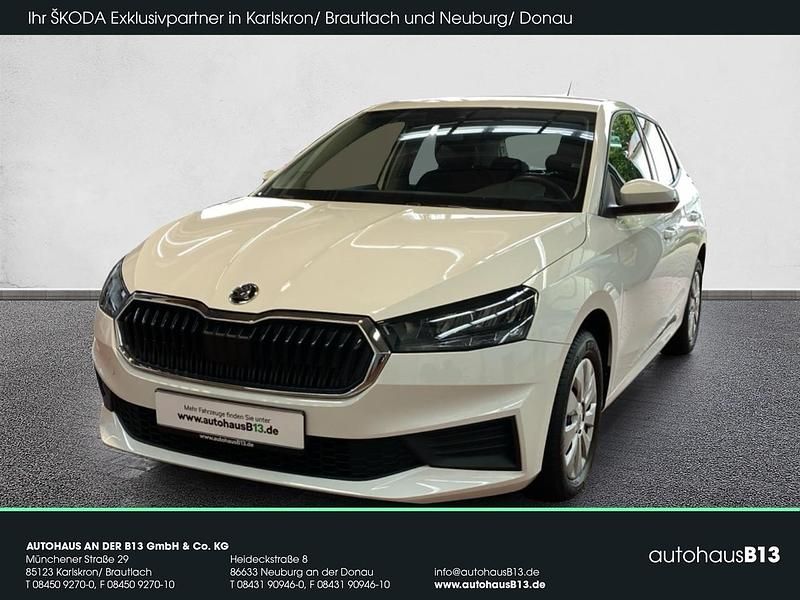 Candyweiß Gebraucht 2022 Skoda Fabia Ambition Kleinwagen | 16.450 € (Fairer Preis) - Bild 1/4