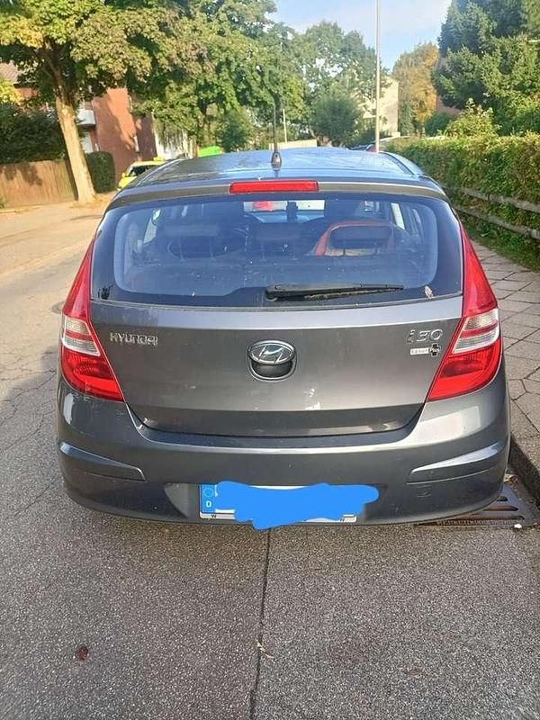 Gebraucht Hyundai i30 Edition+ 109 PS (80 kW) 2010 Kombi