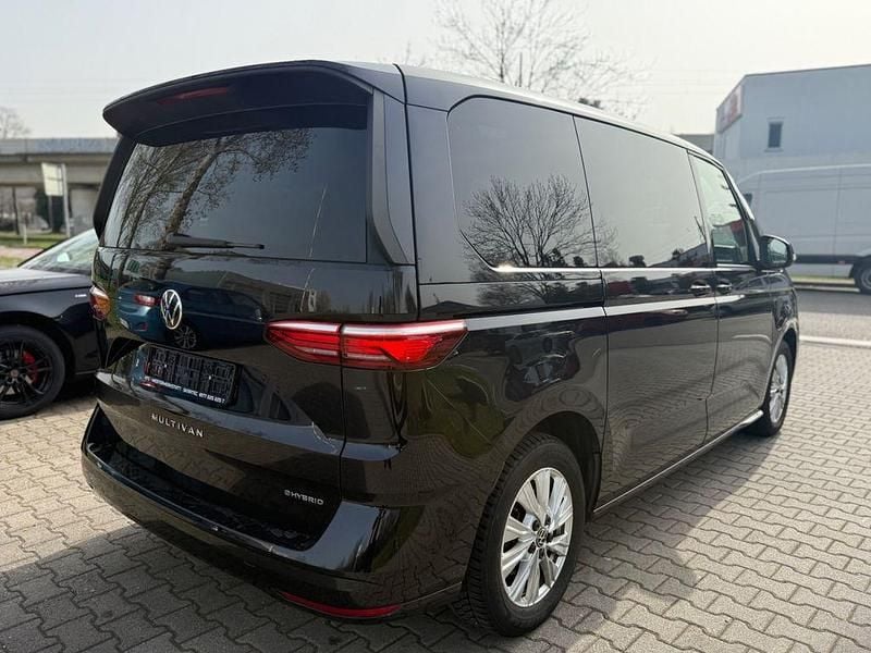 Gebraucht VW Multivan Energetic 150 PS (110 kW) 2021 Schwarz Van