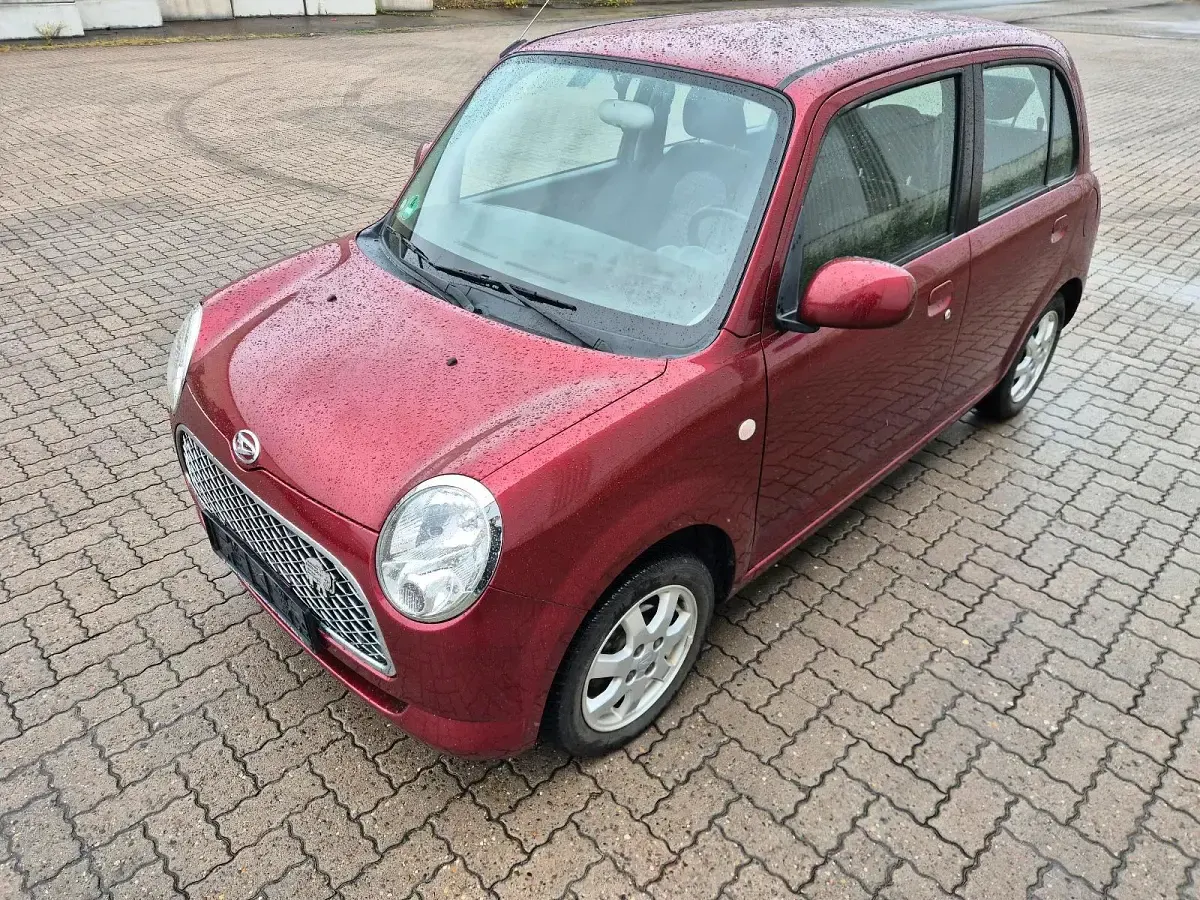 Gebraucht Daihatsu Trevis 58 PS (42 kW) 2006 Rot Kleinwagen