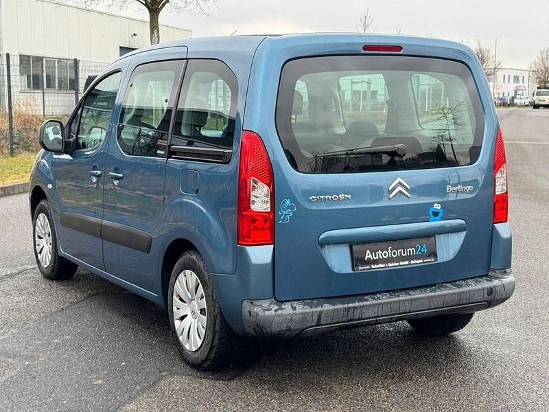 Gebraucht Citroën Berlingo 92 PS (67 kW) 2011 Blau Van / Kleinbus
