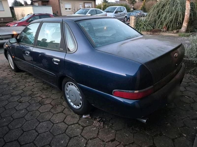 Second-hand Ford Scorpio 207 CP (152 kW) 1995 Negru Berlinǎ