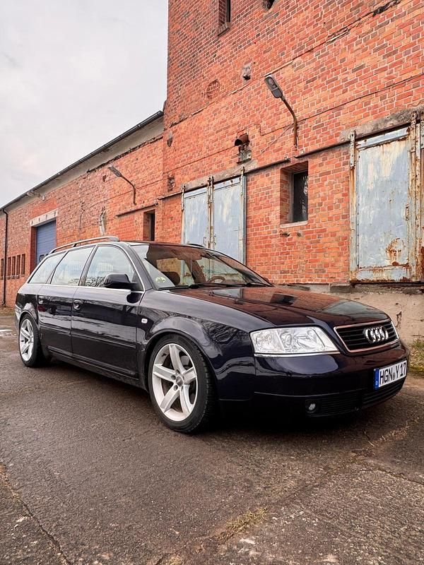 Gebraucht Audi A6 150 PS (110 kW) 2000 Blau Kombi