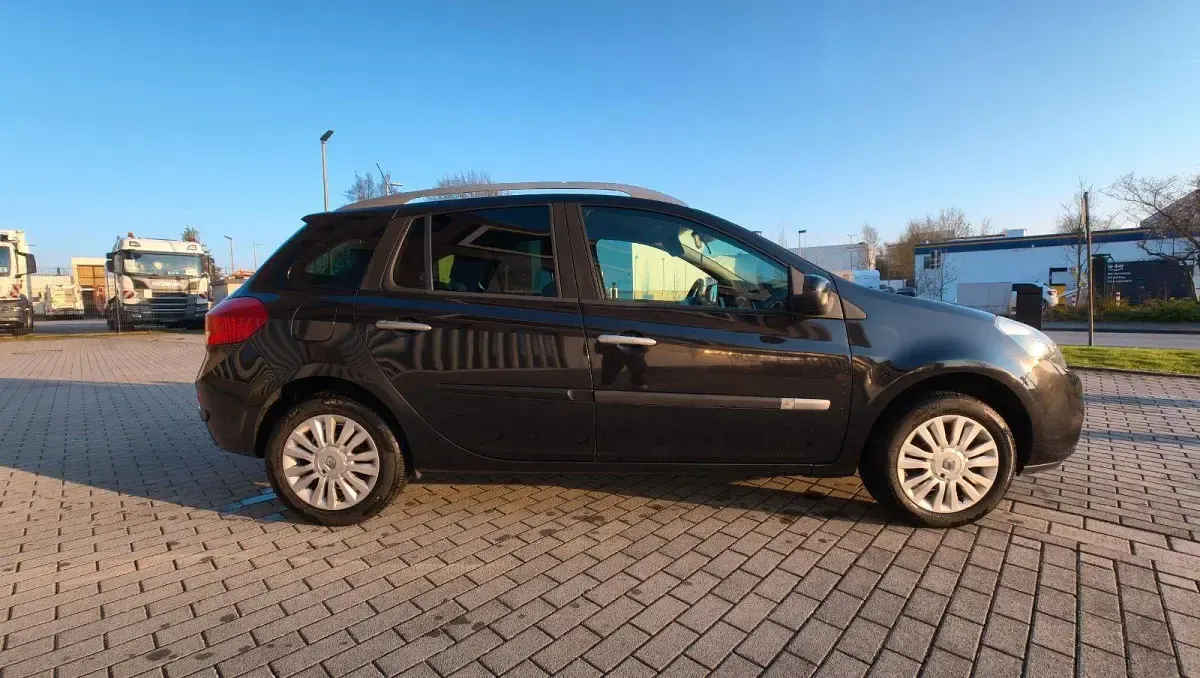 Gebraucht Renault Clio GrandTour 75 PS (55 kW) 2010 Schwarz Kombi
