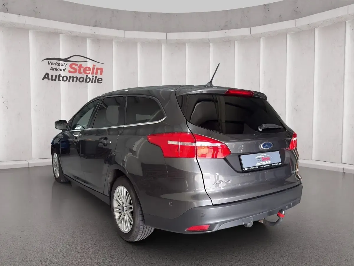 Gebraucht Ford Focus Cool & Connect 125 PS (91 kW) 2018 Grau Kombi