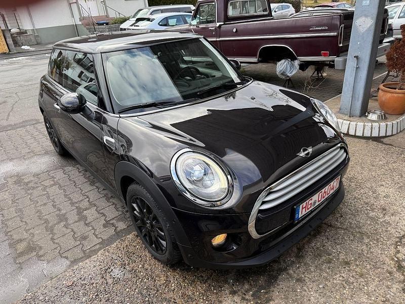 Gebraucht Mini Cooper 136 PS (100 kW) 2015 Schwarz Kleinwagen